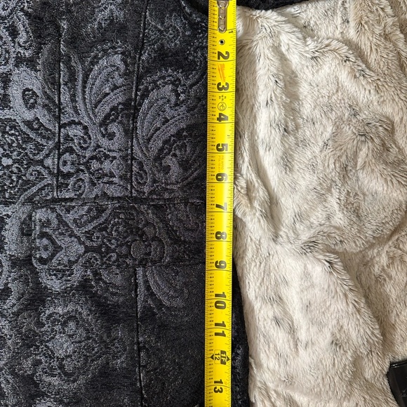 Rafaella Women’s Blazer, Black With Dark Green Details, very unique size 12 - Picture 6 of 6